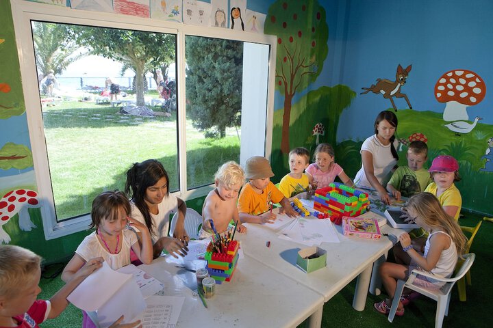 Children's play area - indoor