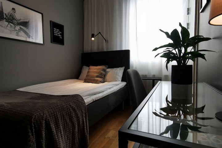 Room 21 of 62