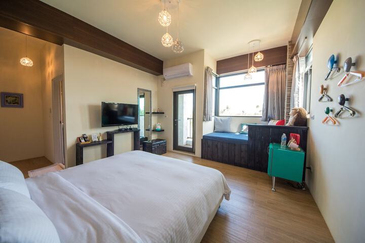 Room 14 of 38