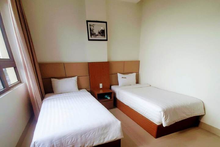 Room 17 of 46