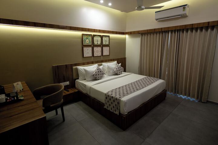 Room 11 of 44