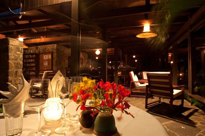 Dining 92 of 157