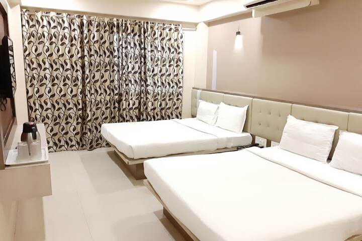 Room 19 of 25
