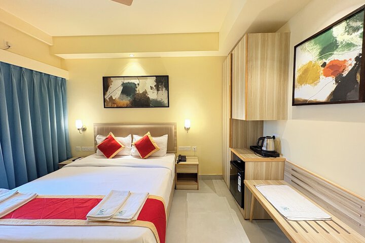 Room 4 of 27