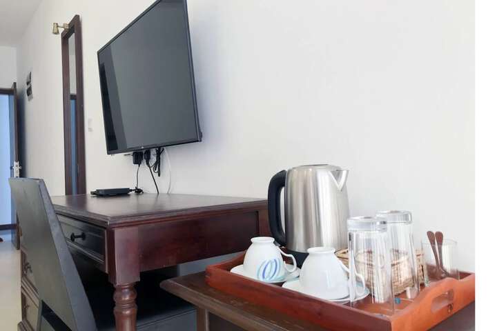 Breakfast/Coffee Service 89 of 170