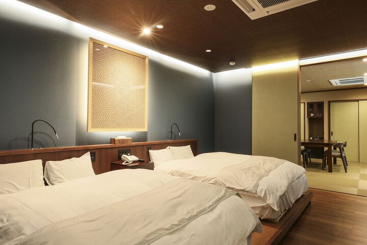 Room 25 of 84