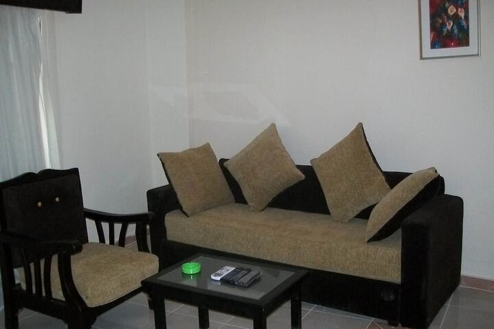 Room 13 of 29