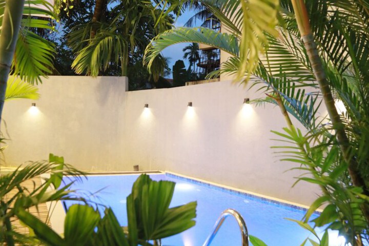 Pool 23 of 41