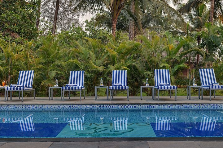 Pool 17 of 44