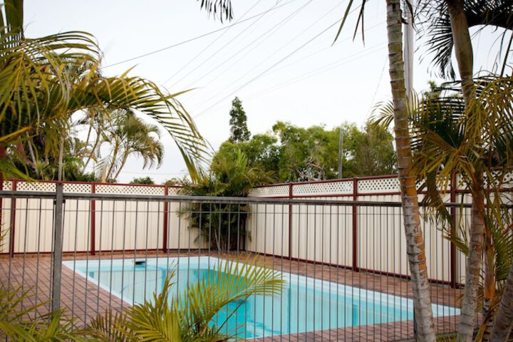 Pool 43 of 51