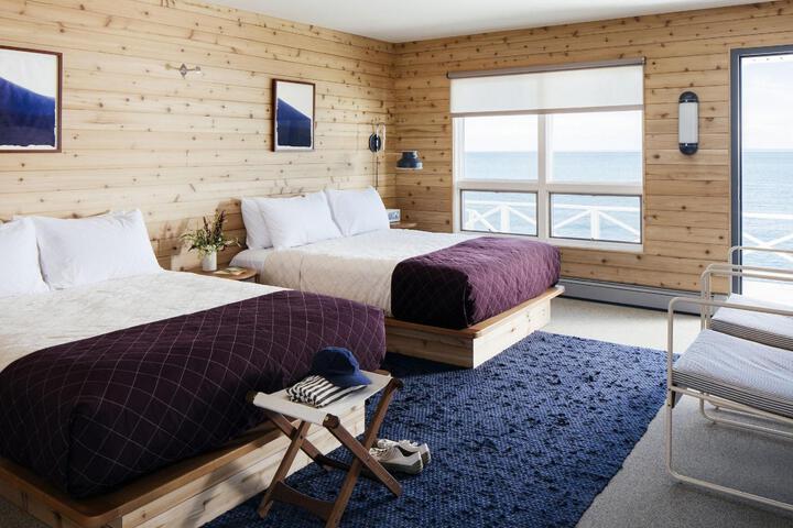 Double Deluxe King Bed (3 of 6)
