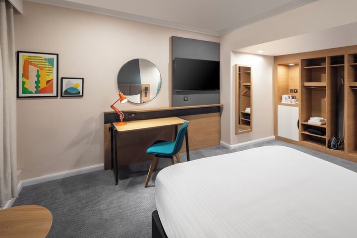 Room 22 of 124