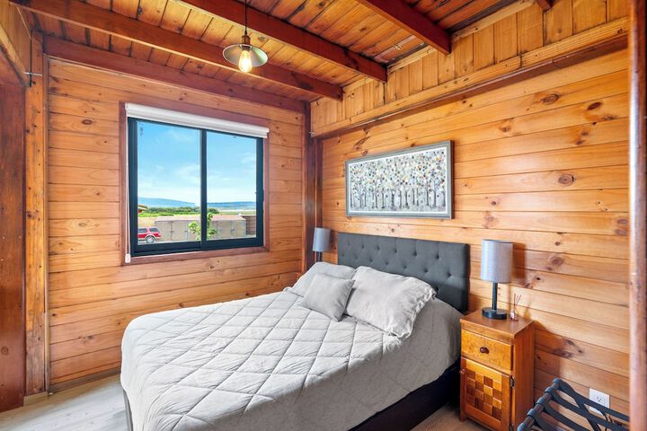 Room 4 of 40