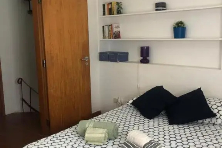 Room 2 of 3