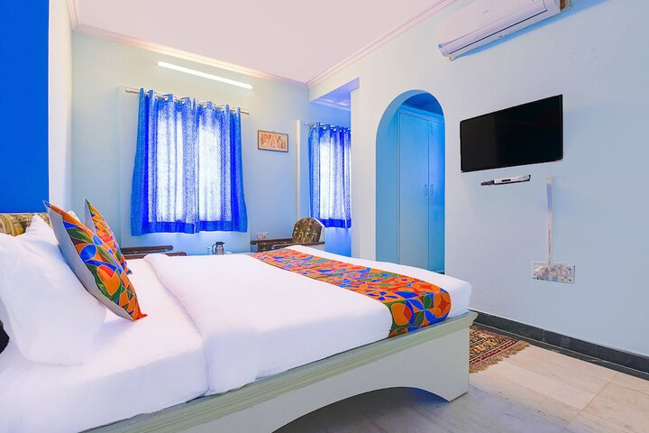 Room 21 of 32