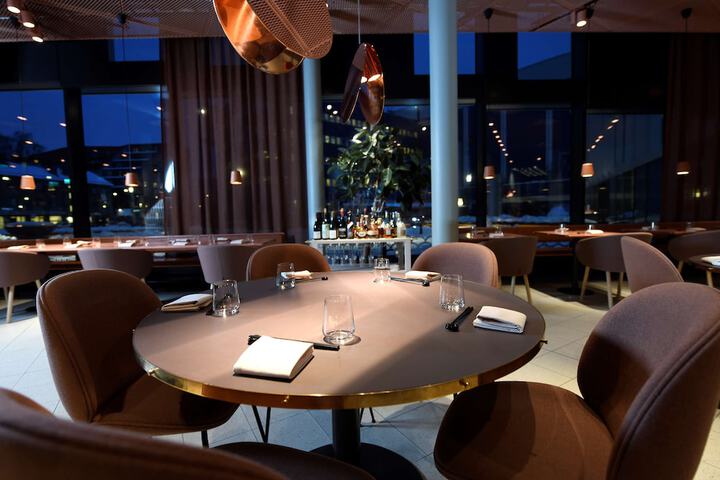 Dining 68 of 78