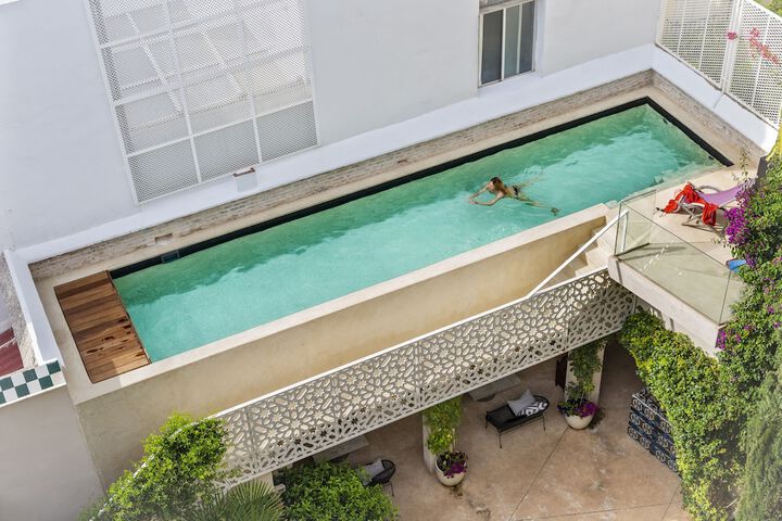 Pool 34 of 77