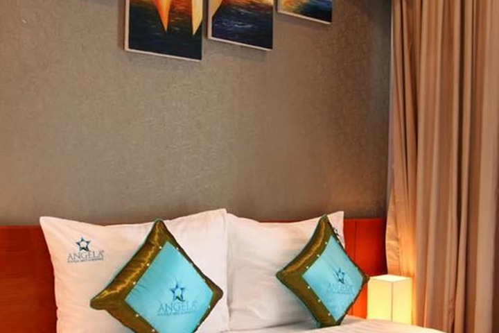 Room 20 of 42