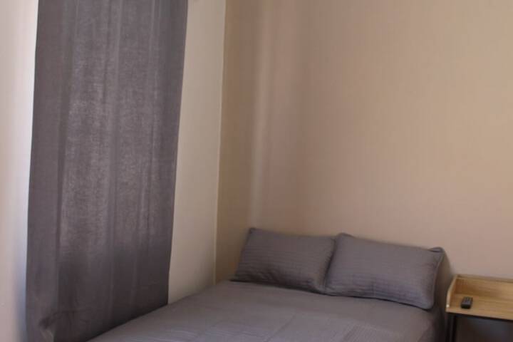 Room 12 of 27