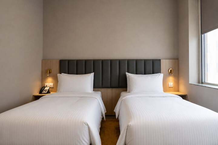 Room 35 of 110