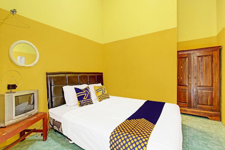 Room 8 of 24
