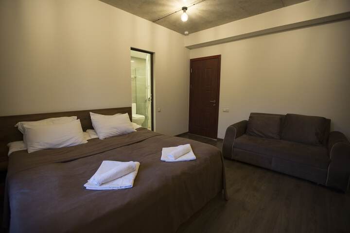 Room 16 of 52