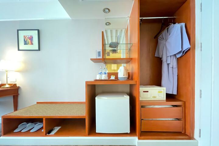 Room 29 of 58