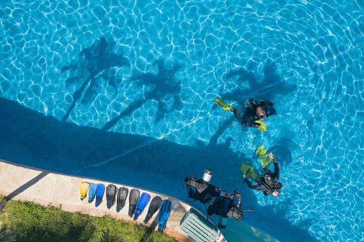 Pool Hotel