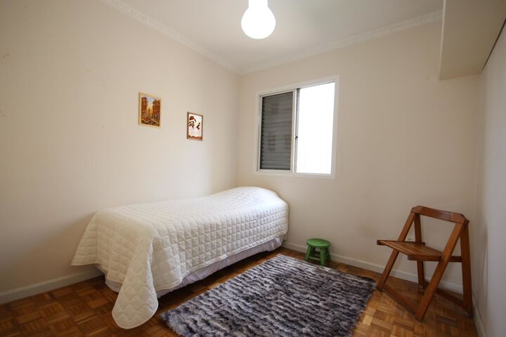 Room 16 of 62