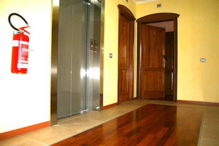 Ballroom/Hall 22 of 51