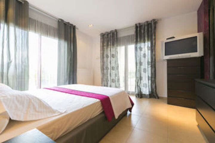 Room 28 of 85