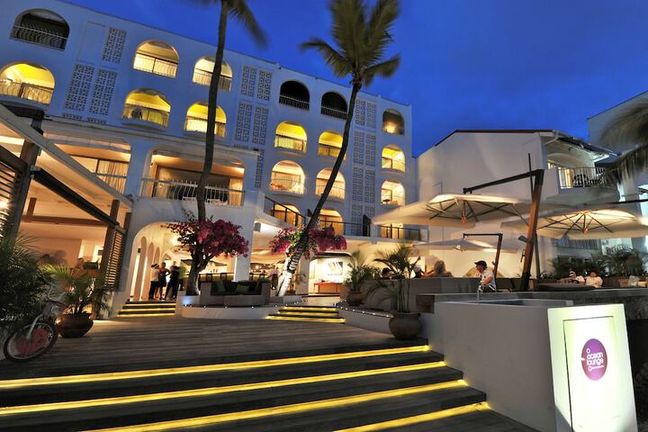 Guest Lobby