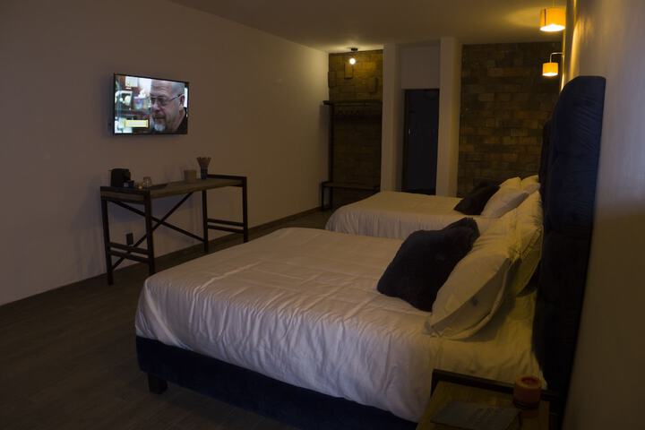 Room 13 of 53