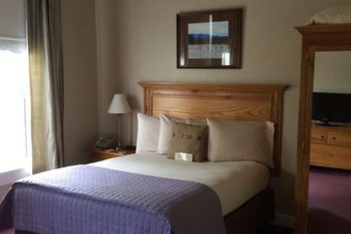 Room 16 of 41