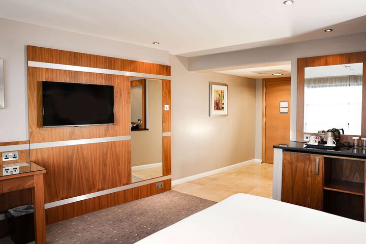 Room 19 of 121