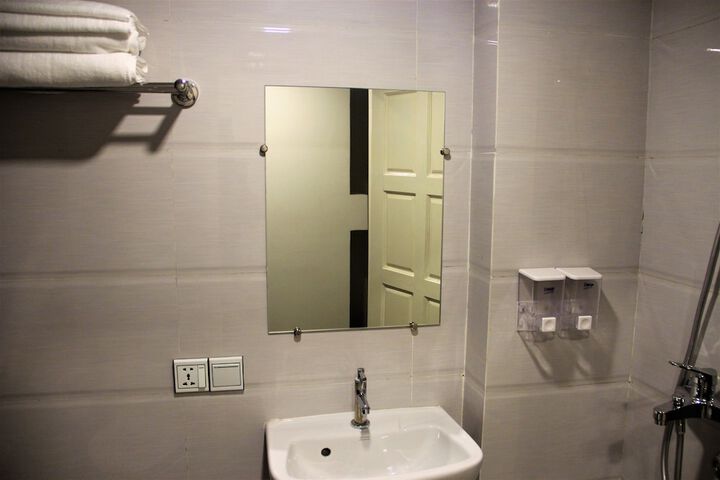 Room 47 of 58