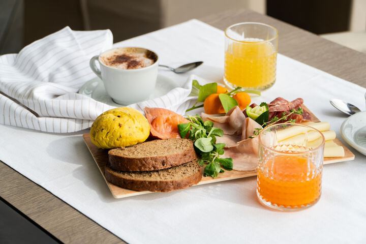 Breakfast/Coffee Service 56 of 71