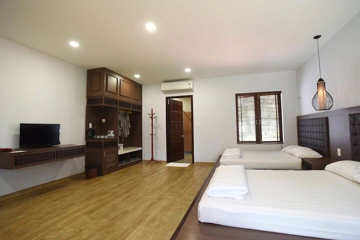 Room 18 of 71