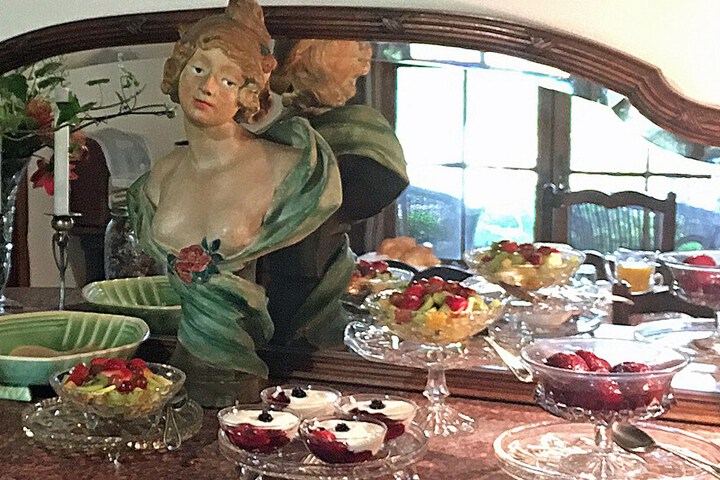 Breakfast/Coffee Service 21 of 48