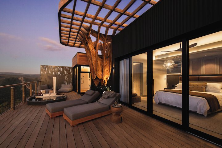 Room 3 of 38