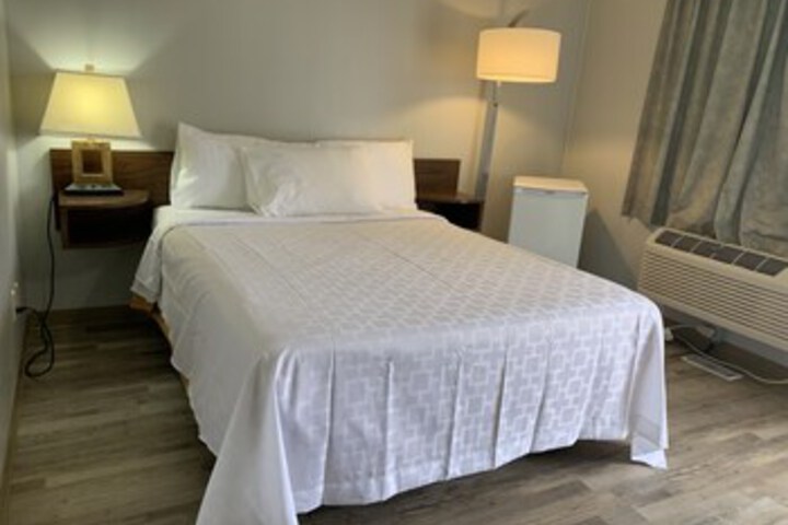 Room 19 of 48
