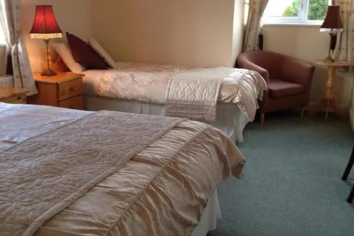 Room 2 of 12