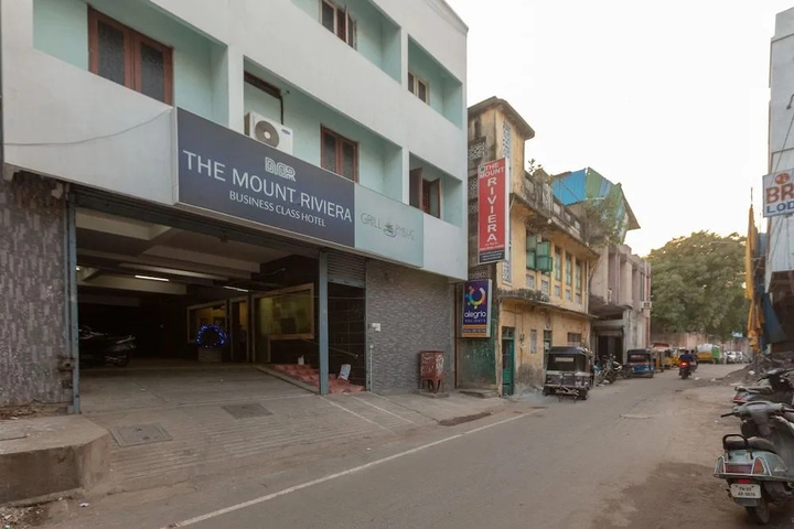 The Mount Riviera Hotel by OYO Rooms