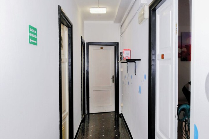 Ballroom/Hall 23 of 25