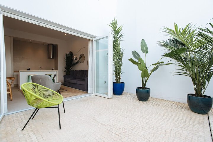 Room 223 of 317