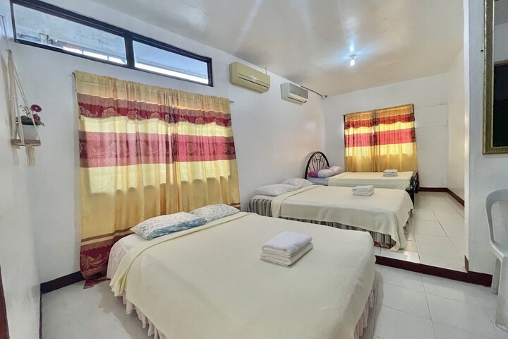 Room 37 of 74