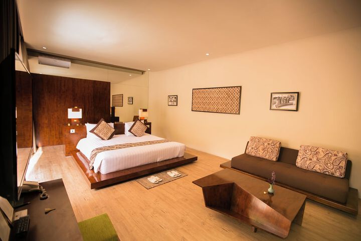 Room 20 of 49