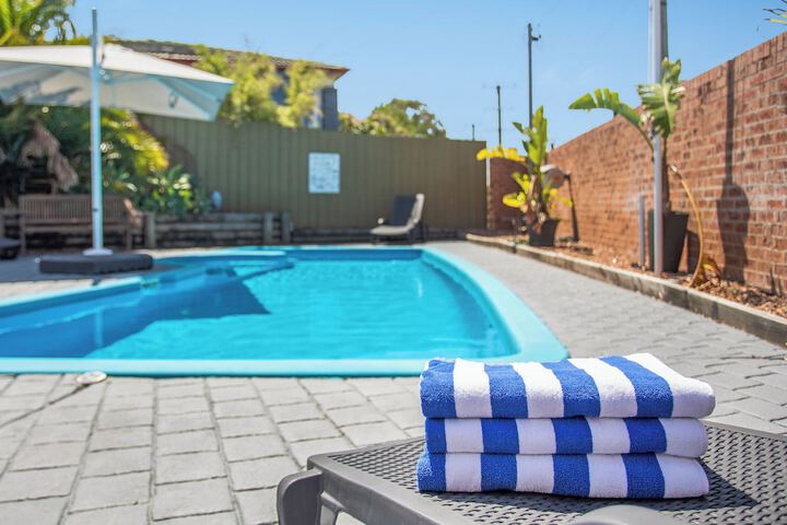 Pool Hotel