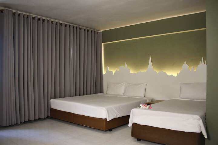 Room 21 of 63
