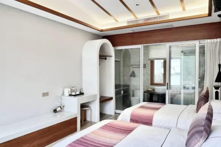Room 26 of 113